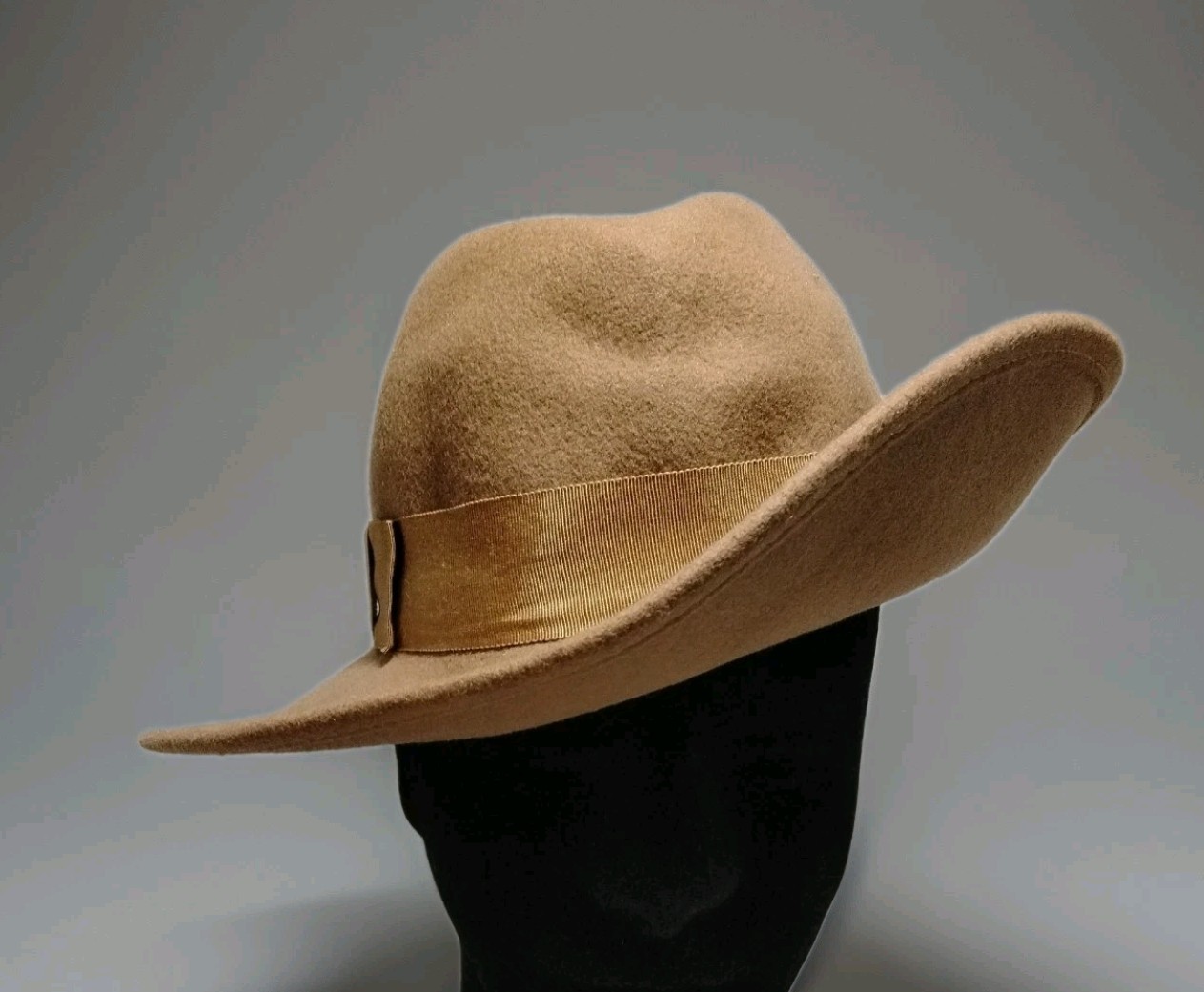 TWO Vintage Bollman Woman’s Doeskin Felt 100% Wool Hats – Tan And Gray