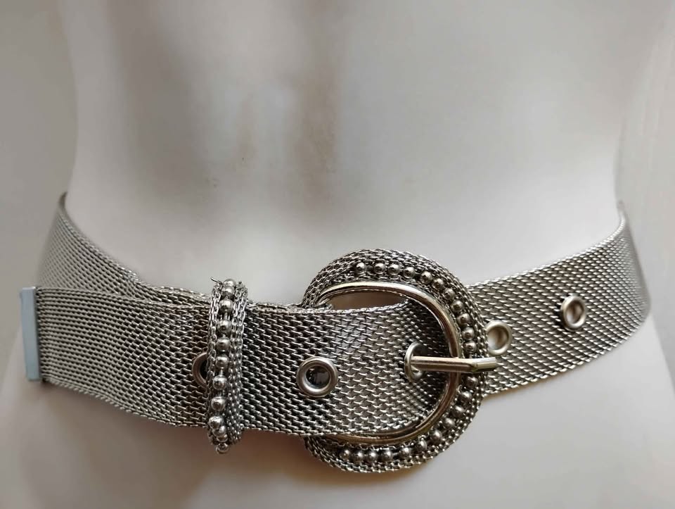 Vintage Large Metal Mesh Silver Waist Belt Adjustable Round Buckle Fits 31-35″