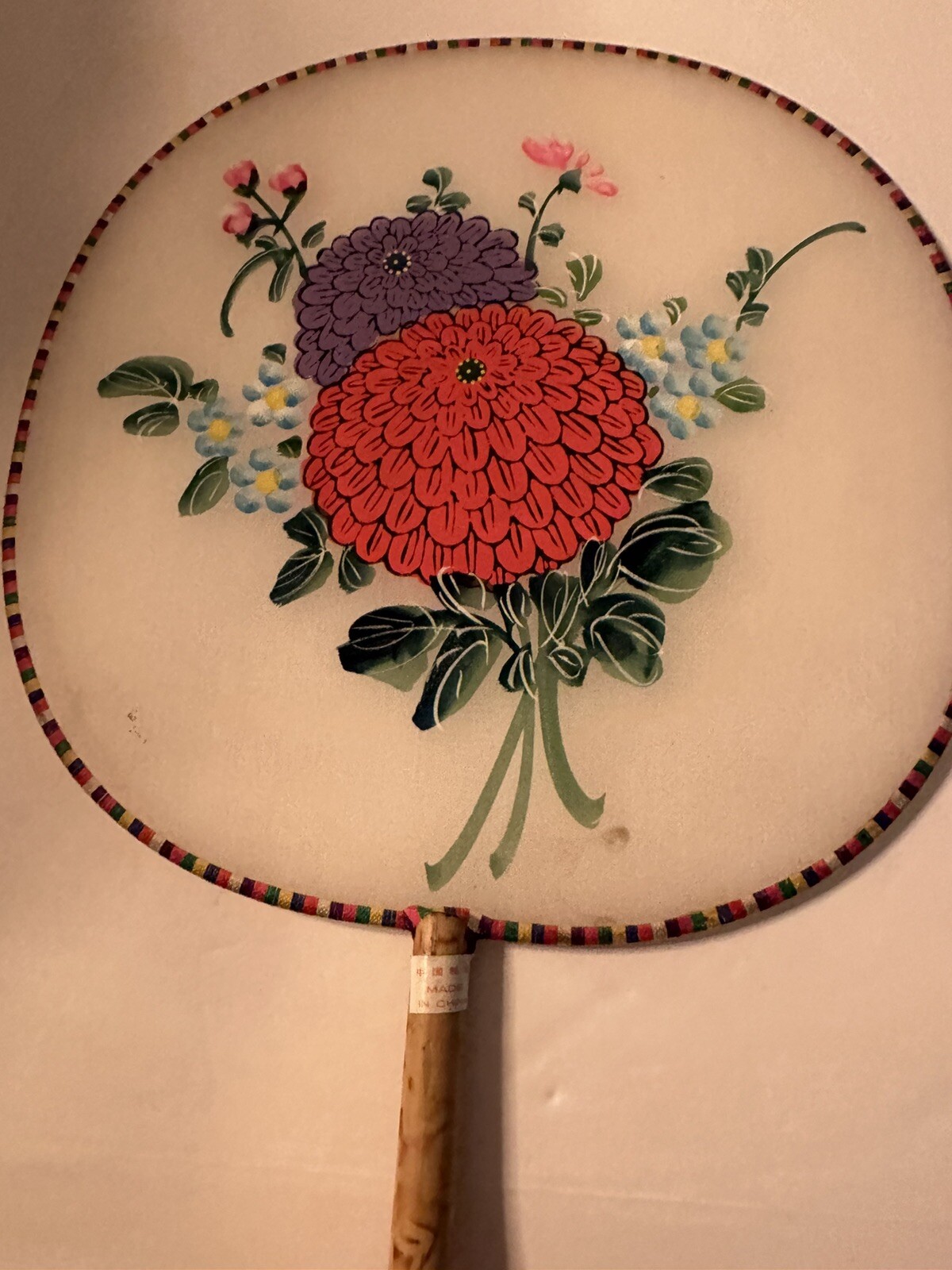 VTG Chinese Geisha Fan~Face Screen~Hand Painted￼~Bamboo Handle~Dahlia ~China