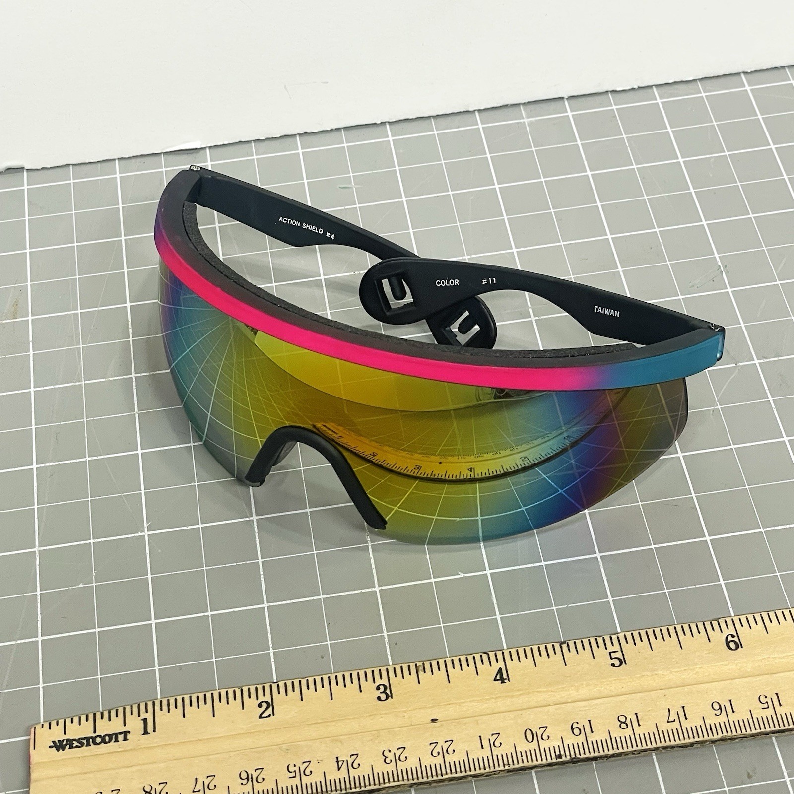 Vintage 80’s Nintendo Action Shield #4 Sunglasses Officially Licensed Color #11