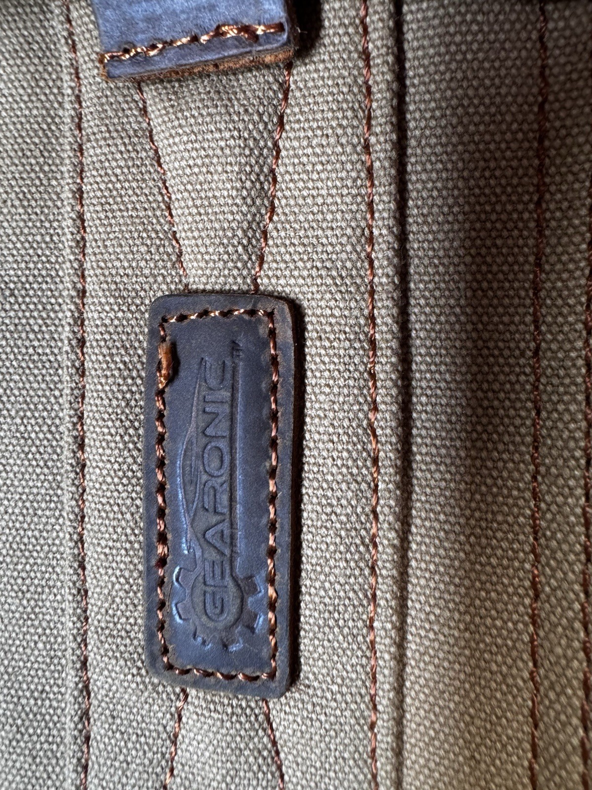 GEARONIC 14″ – 17″ Vintage Messenger Bag Tan Canvas And Leather
