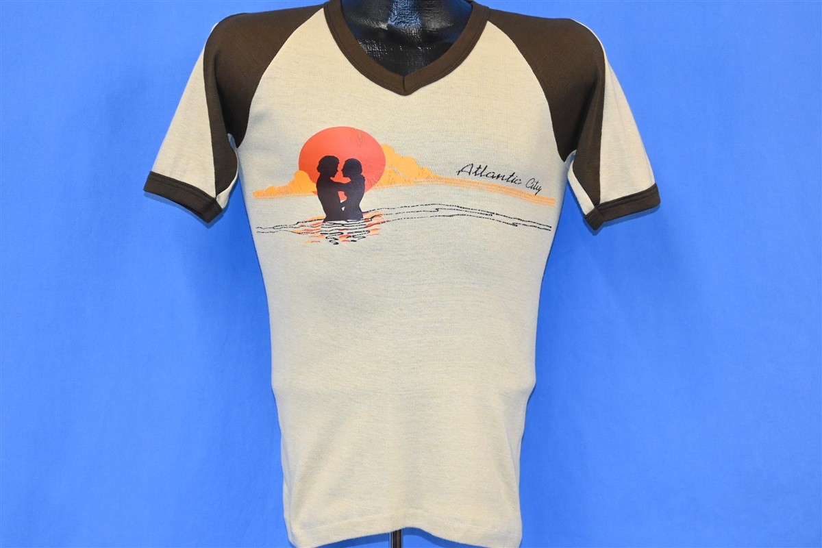 vintage 80s ATLANTIC CITY SUNSET V NECK RIB KNIT TIGHT BROWN t-shirt SMALL S