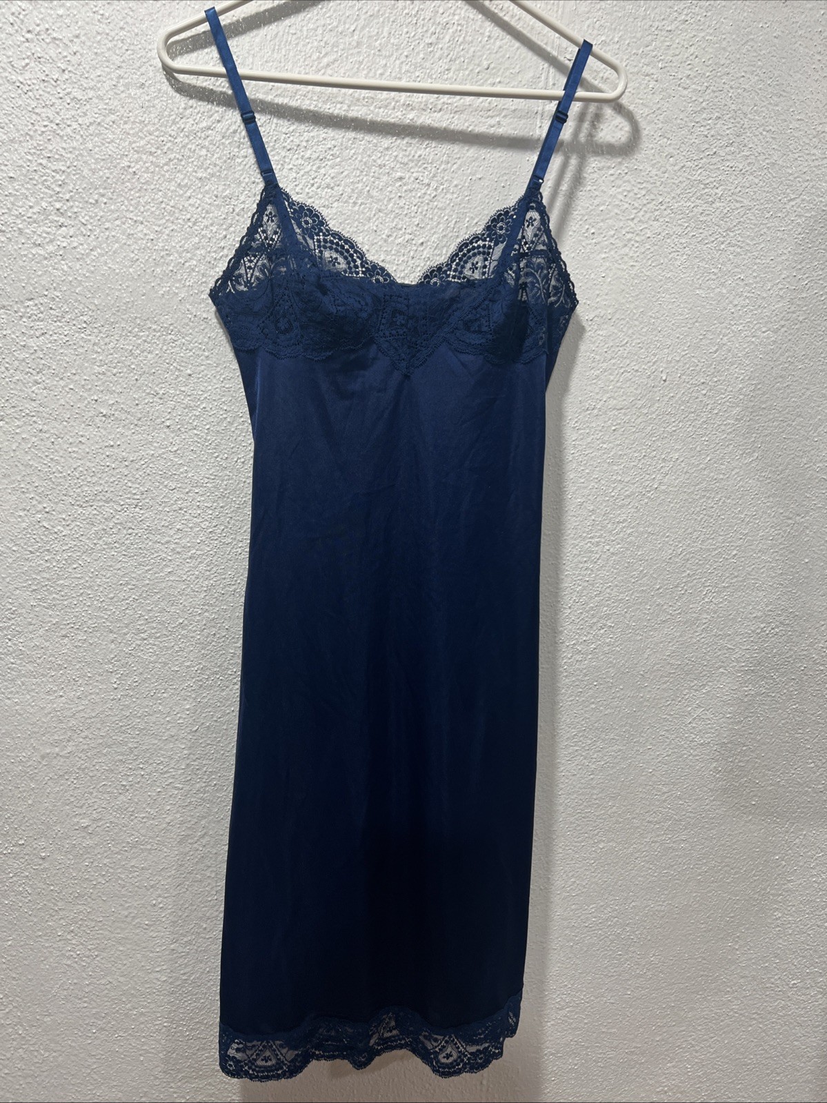 HOLLYWOOD VASSARETTE Vintage Slip Dress Womens 32 Blue Lace Nylon Tricot Lounge