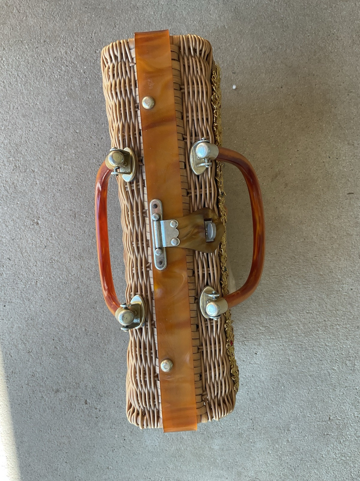 Princess Charming By Atlas Woven Wicker Basket Sea Shell Purse Sea Horse Coral