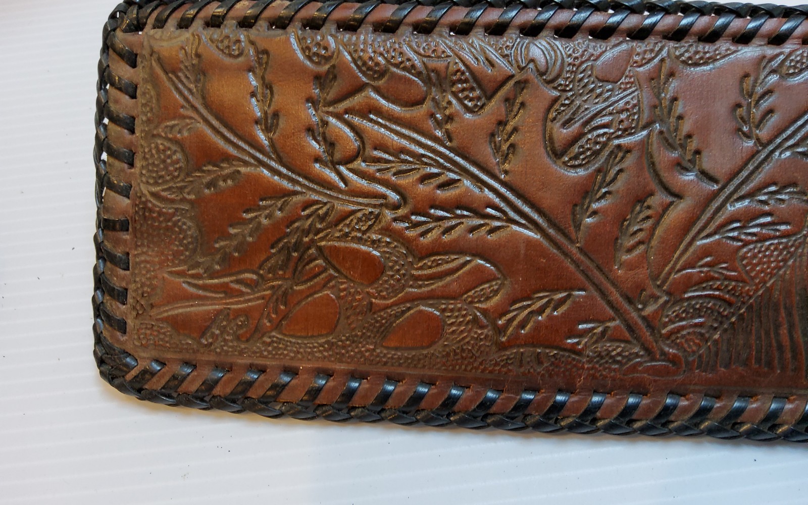 VTG. New BiFold Leather Wallet~Bear In The Woods~Whipstitch Hand Tooled Handmade